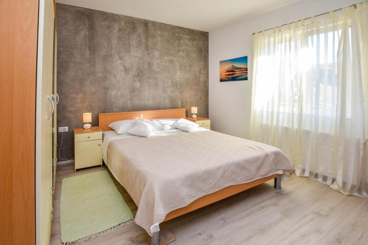 Ferienwohnung Kuca Za Odmor Lucija Vrana  Exterior foto