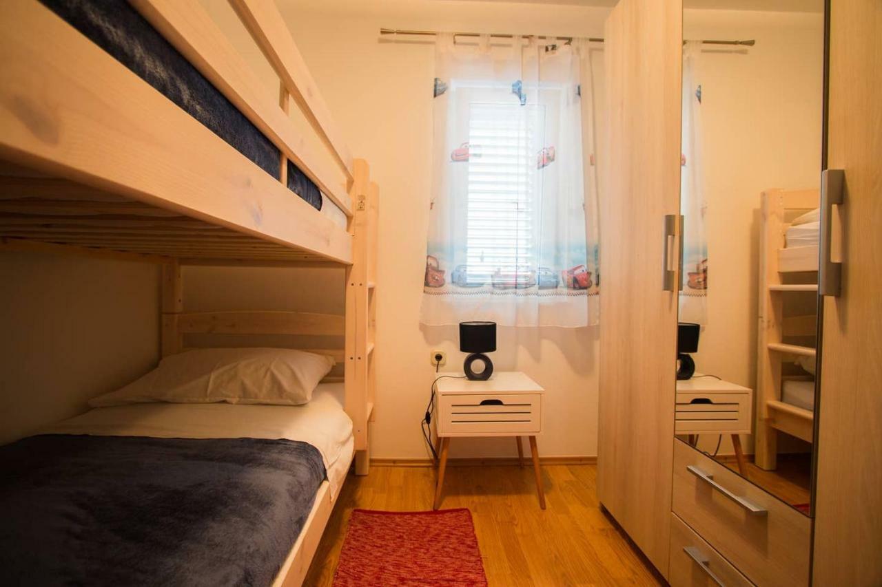 Ferienwohnung Kuca Za Odmor Lucija Vrana  Exterior foto